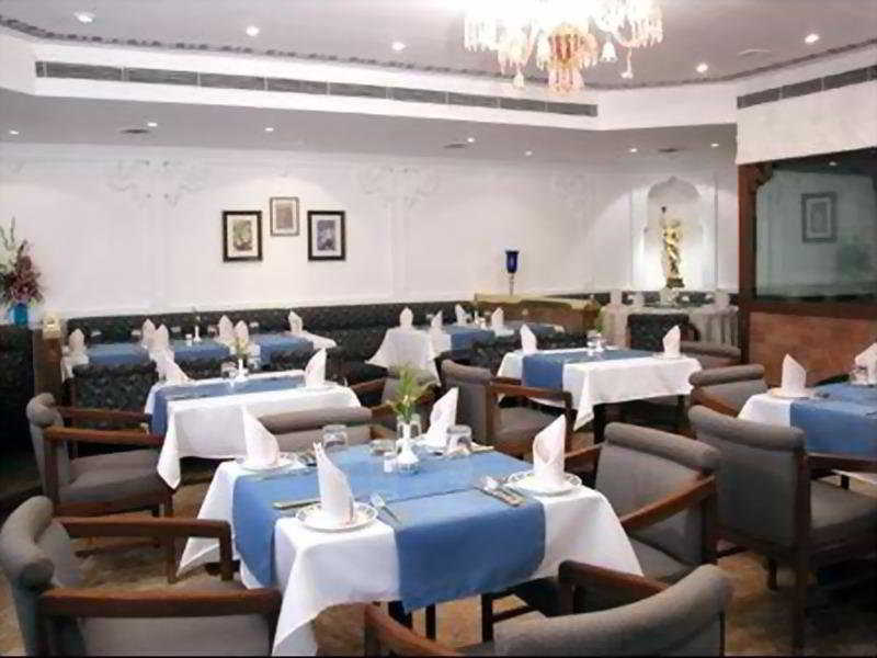 Hotel Heritage Formerly Known As Comfort Inn Heritage Bombay Restaurant billede